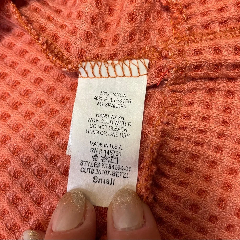 Peach Love California Thermal Waffle Knit Peplum Ruffle Tie-Back Top Women's S - Picture 3 of 6